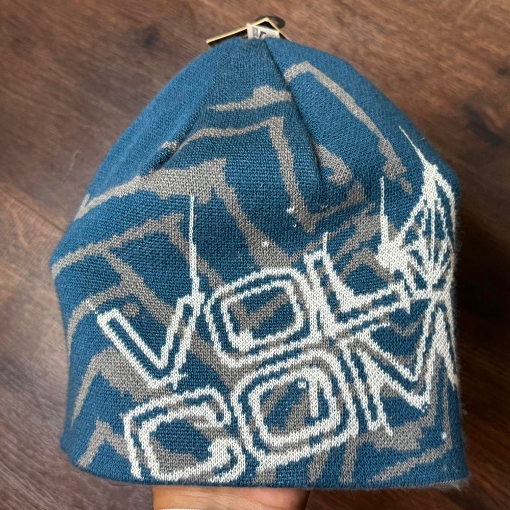 Volcom Men's Blue and Navy Hat